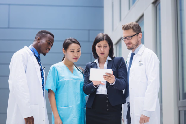 DGCI Held Fresh Talks With E-Pharmacy Stakeholders on Draft Rules       