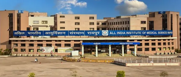 AIIMS Raipur Completes 100 Robotic Surgeries in Four Months
