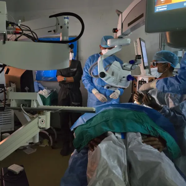 Army Hospital in Delhi Performs India’s 1ST 3D Flex Aqueous Angiography with iStent