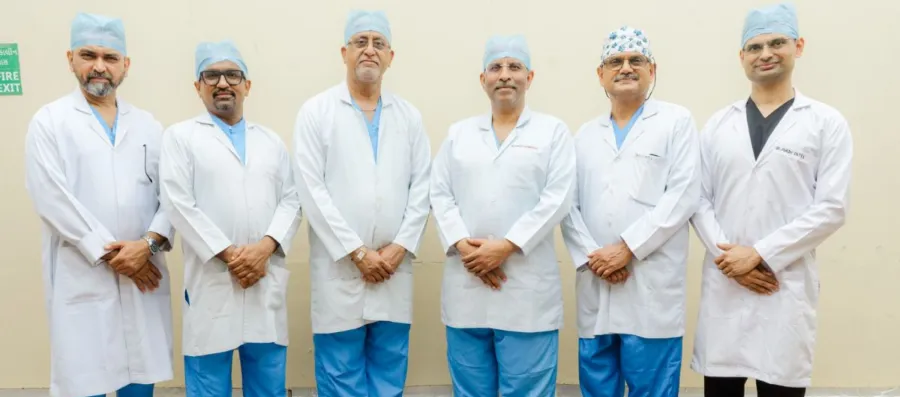 gujarat-completes-first-950-km-robotic-telesurgery-using-made-in-india-ssi-mantra-system