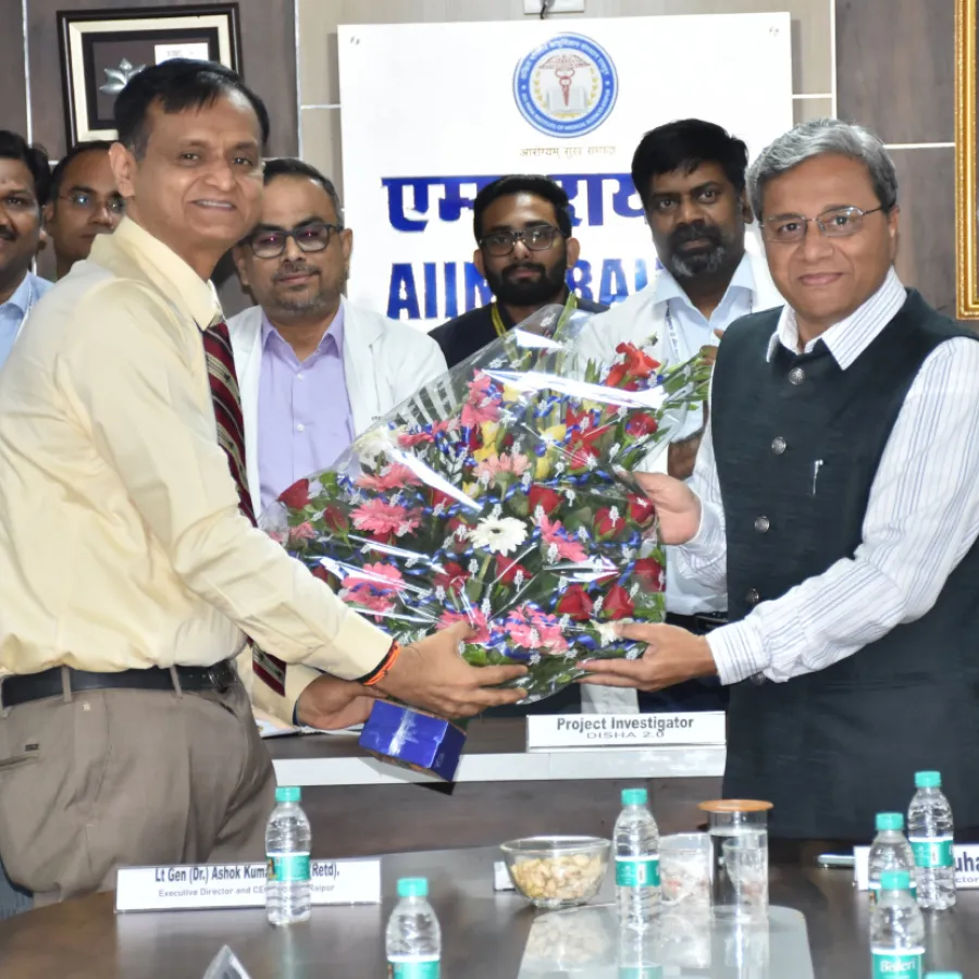 aiims-raipur-iit-indore-inaugurate-ai-lab-deployment-centre-to-advance-digital-health-innovation