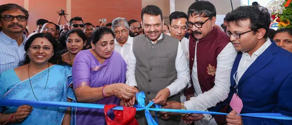 CM Fadnavis Inaugurates 150-Bed Apulki Medical Centre in Baner for Affordable Cancer Care