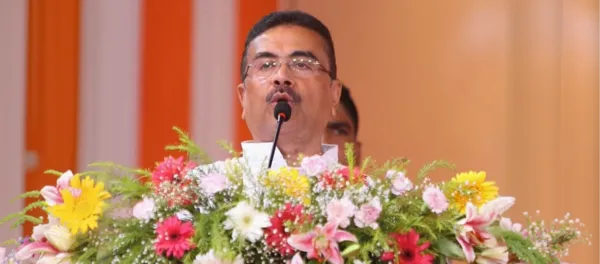 Bengal CM Announces Ayushman Bharat Cover for 1.36 Crore Families, Opens SSKM Ward