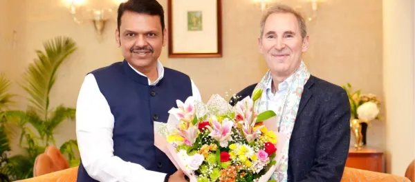 Maharashtra Invites Amazon to Invest in Data Centers, Healthcare, and AI Skill Development