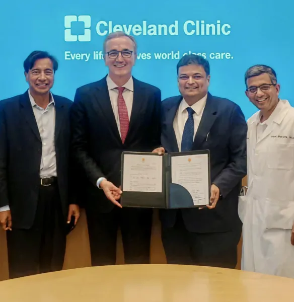 Maharashtra Gov Inks $1.2 Bn MoU with Cleveland Clinic for Navi Mumbai International MediCity