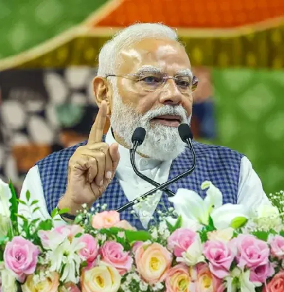 Major Healthcare Milestone for Gujarat: PM Modi Inaugurates 220-bedded ESIC Hospital in Surat