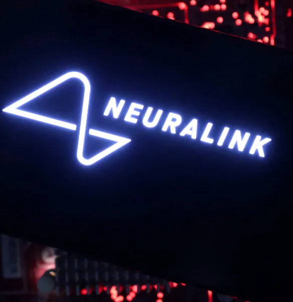 First Canadian ALS Patient Receives Neuralink Brain-Computer Implant