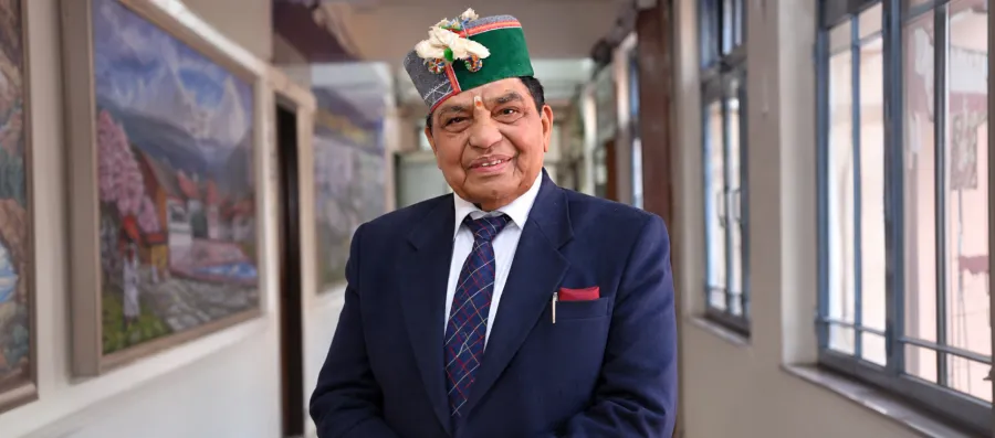 himachal-to-invest-inr-3-000-cr-in-healthcare-modernization-replace-ageing-medical-equipment