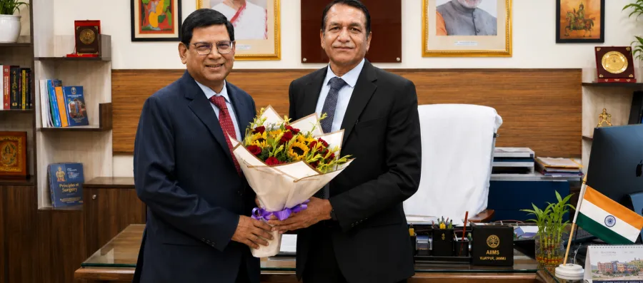 sanjeev-sinha-takes-charge-as-executive-director-and-ceo-of-aiims-jammu