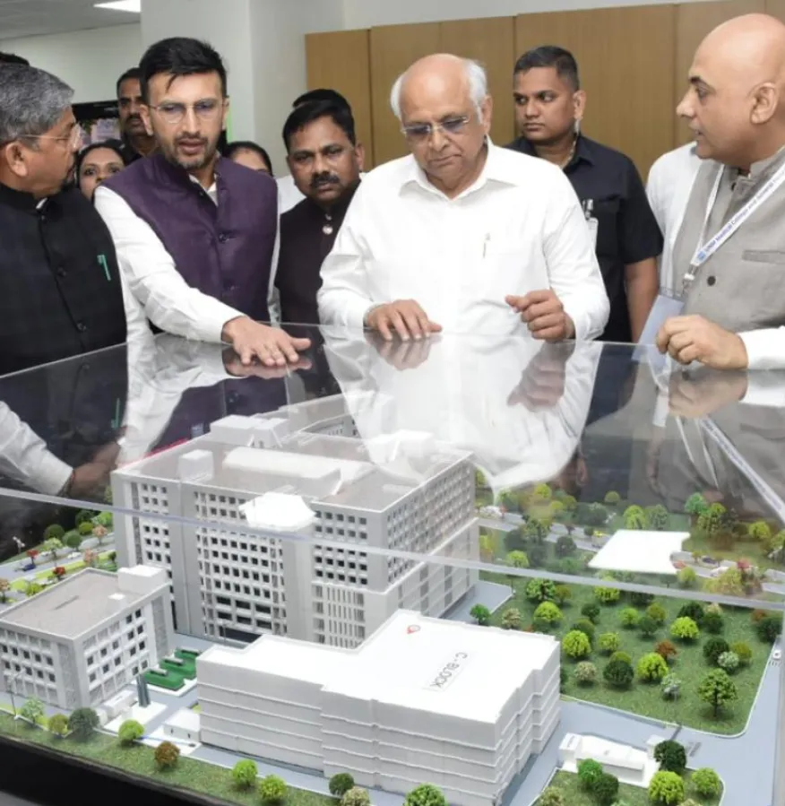 gujarat-cm-lays-foundation-for-inr-910-cr-torrent-group-backed-hospital-in-vyara