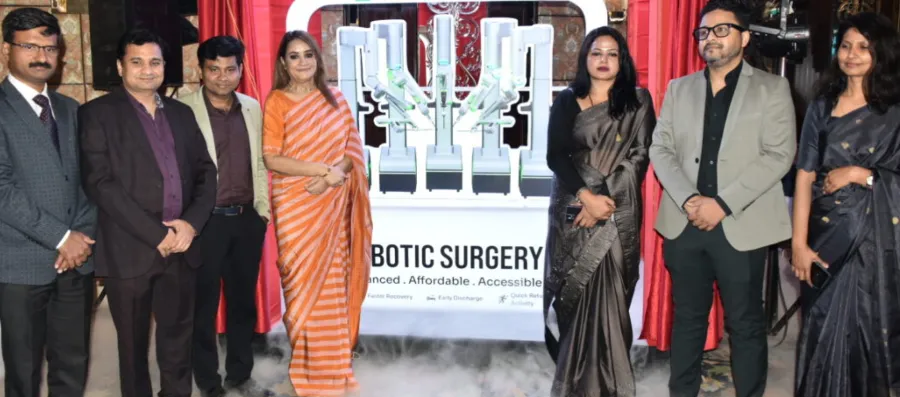 hcg-cancer-centre-cuttack-unveils-odisha-s-first-ssi-mantra-robotic-surgical-system-for-cancer-care