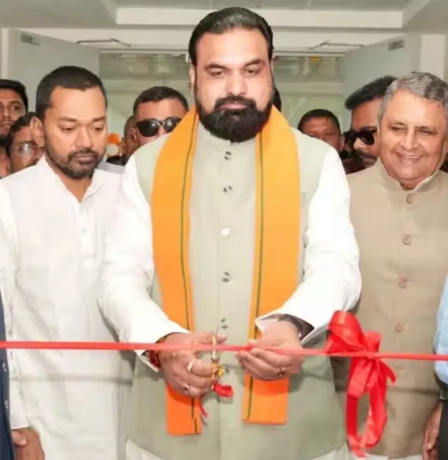 bihar-cm-unveils-new-facilities-at-pmch-expanding-capacity-to-2-500-beds